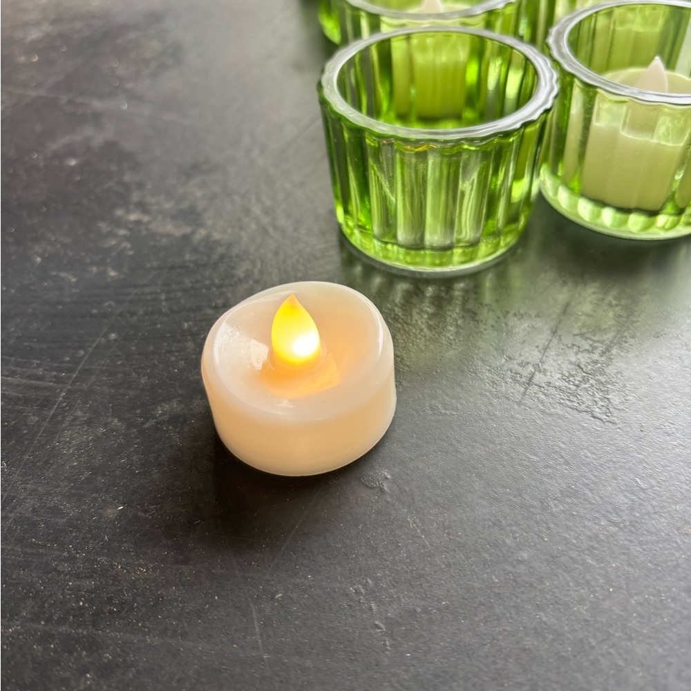 LED Tealight Candle with Green Holders